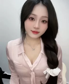 上海浦东周浦性感美女