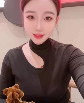 宝山美女心悦