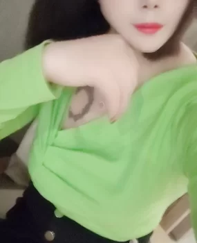 大奶小姐姐，口活贼好，听话，会配合