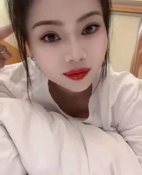 服务标杆小少妇