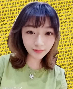 年轻性感小姐姐