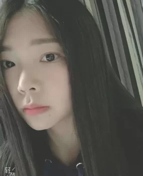 刚来宁波的小妹20岁