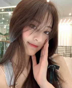 深圳极品青春高颜值兼职学生妹 刚到