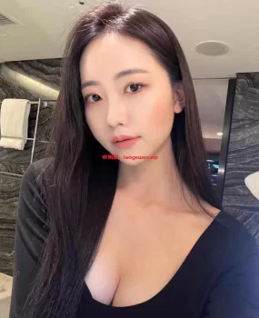 栖霞下海少女，身材火辣丰满，胸挺，屁股翘，活－流，内射小骚b